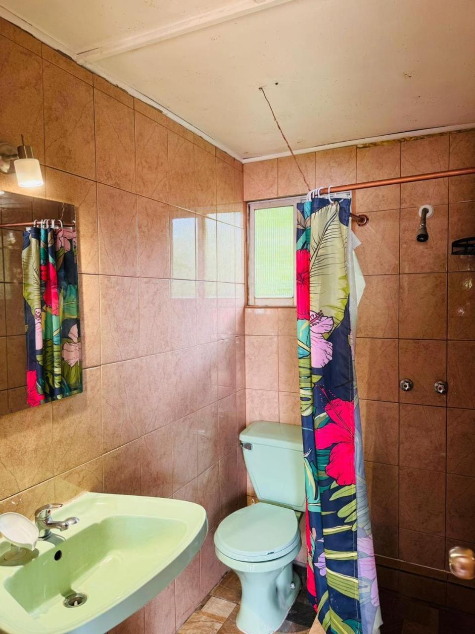 Mata Nui Eco Hostel Ханга Роа Екстериор снимка
